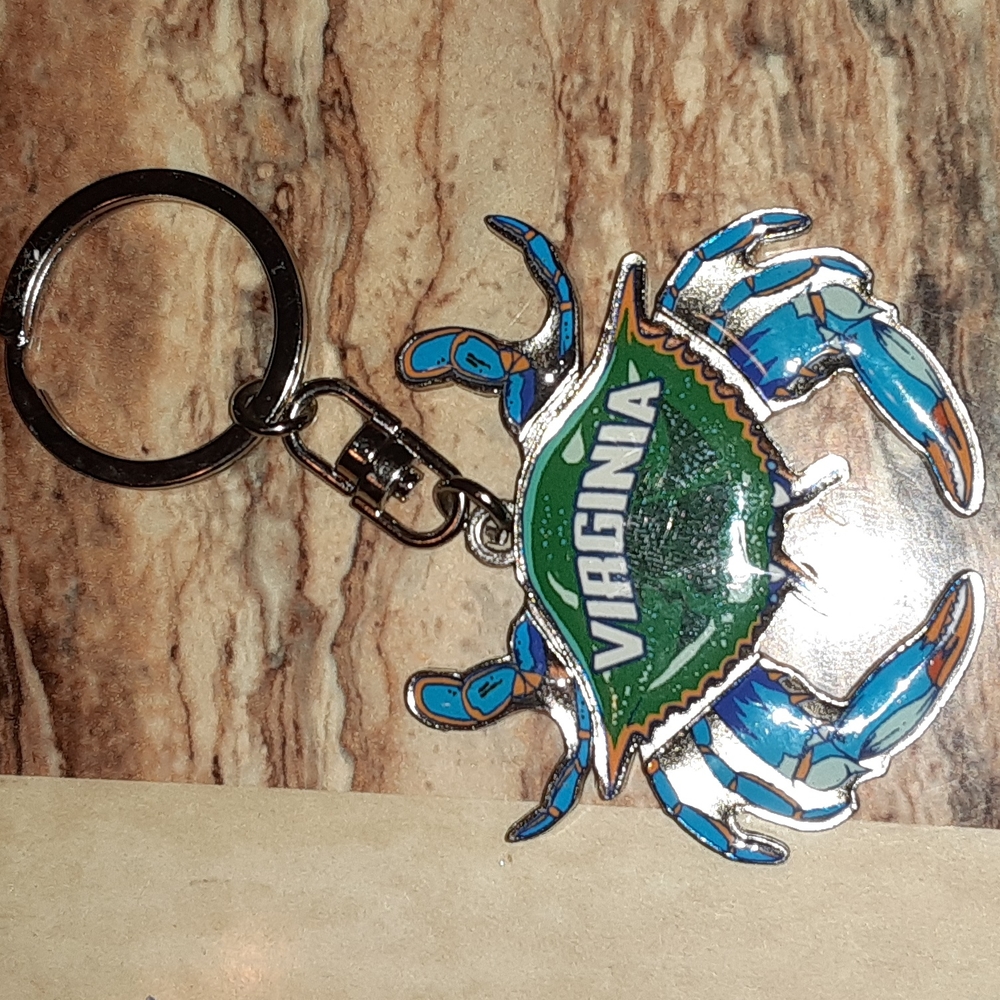 MOVABLE VIRGINIA CRAB KEYCHAIN CHARM NRMINT CONDITION